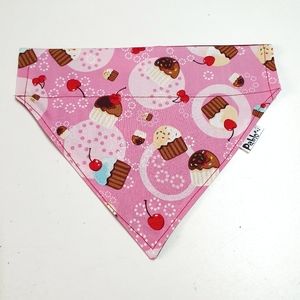 🐶 3 for $15 * Cupcakes Reversible Over The Collar Dog Bandana